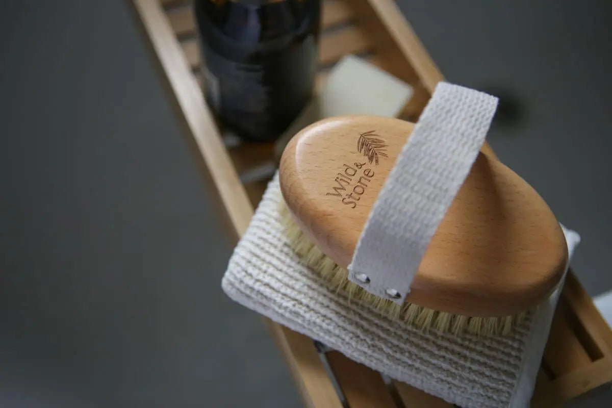 What Is Dry Brushing? Your Answer To Smooth, Softer Skin.