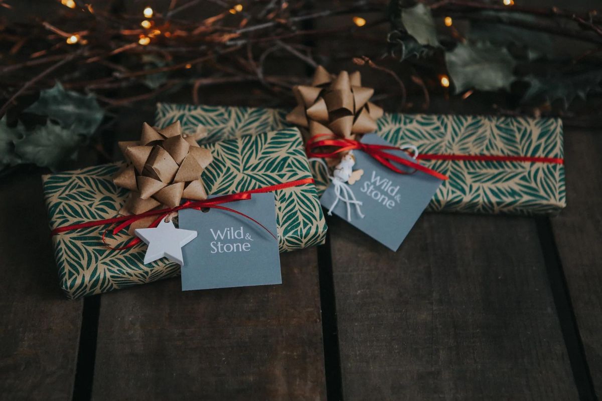 Sustainable Gift Wrapping
