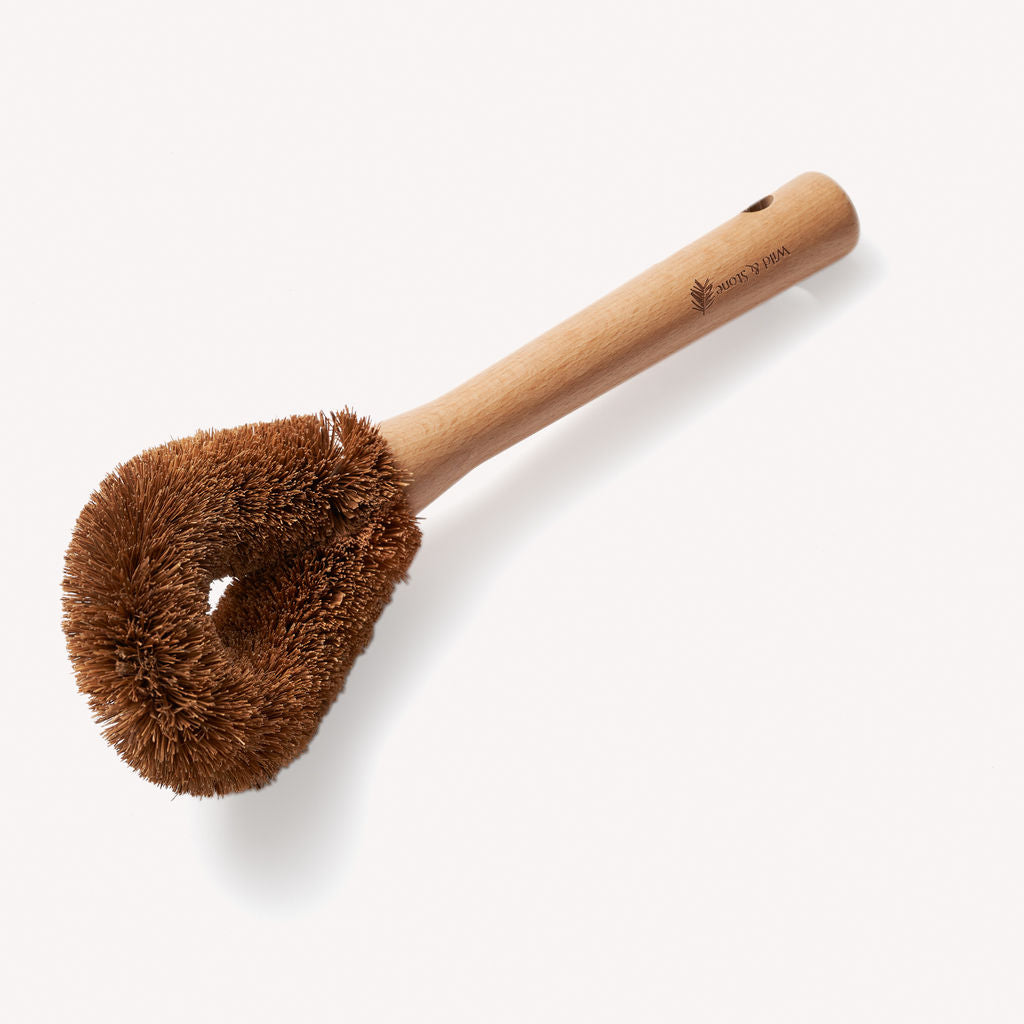 Side view of Coconut Fibre Dish Brush.