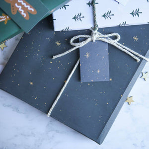Christmas Star Wrapping Paper & Matching Tags - 50cm x 70cm - 5 Sheets